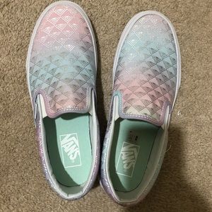 NWOT Vans Rainbow Geo Slip On Sneakers